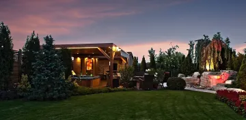 Exteriérový wellness sauna domček s vírivkou
