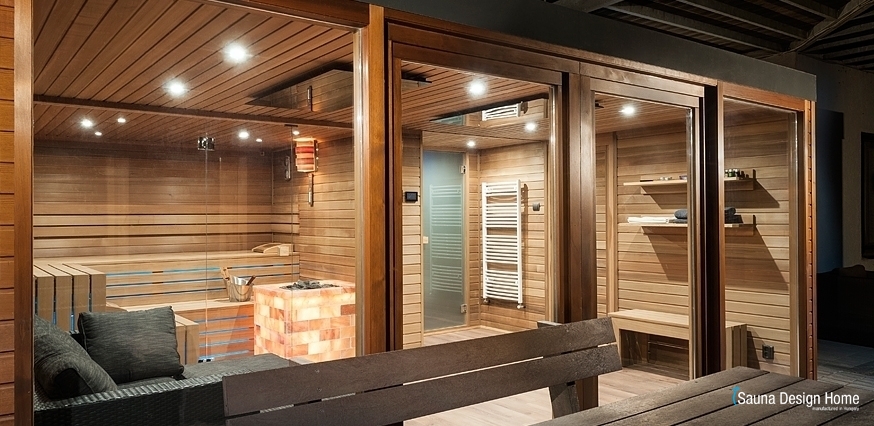 Wellness  saunový dom s panoramatickým sklom